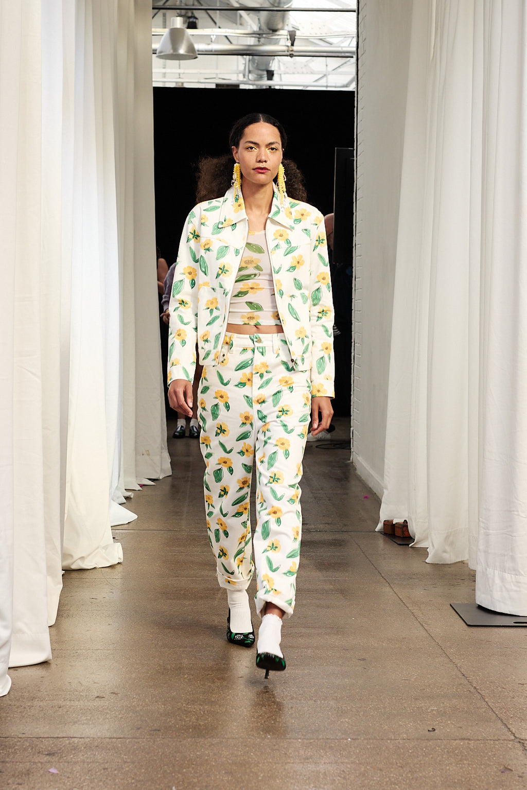 GURO PRINTED DENIM PANTS – Floral High-Waist Recycled Denim